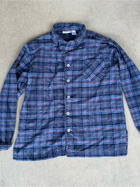 2000s Vermont Country Store Plaid
Flannel Loop Collar Shirt Medium